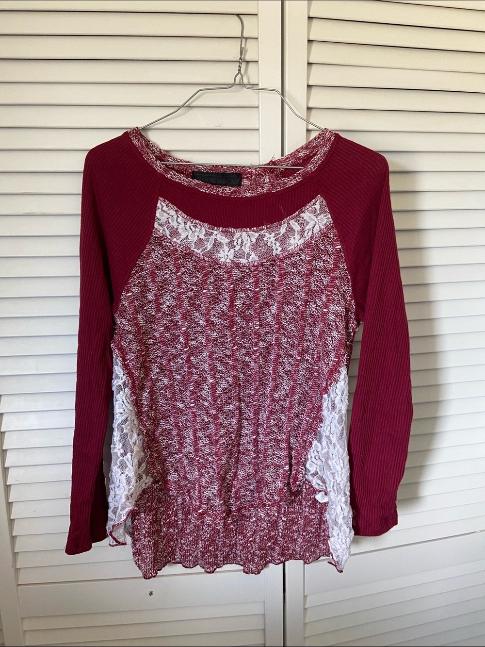 Women's Burgundy Lace-Trim Raglan Long Sleeve Top